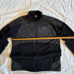 The North Face Men's Black Performance Jacket